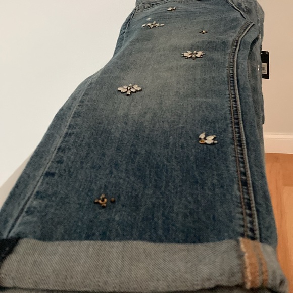 Luckybrand embellished mid rise boy ankle length - Picture 6 of 8